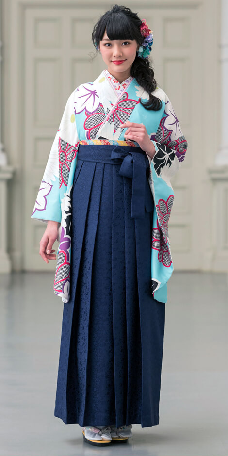 京都さがの館でレンタルできる青・水色の卒業式袴