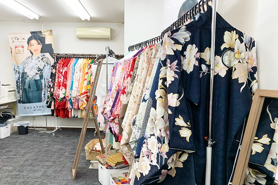 京都さがの館 枚方店 店内画像