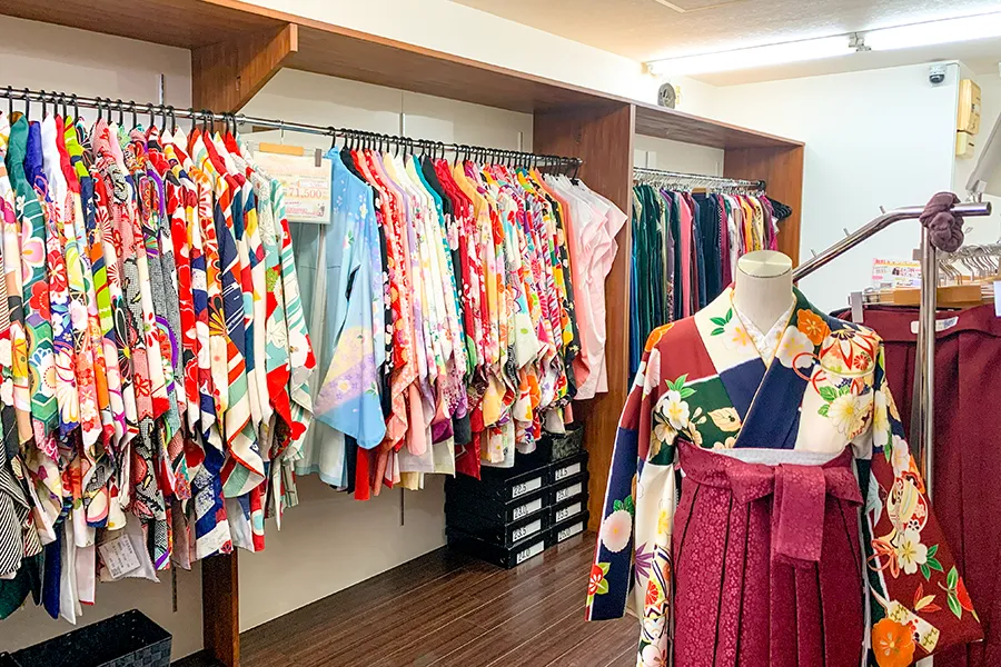 京都さがの館 関大前店 店内画像