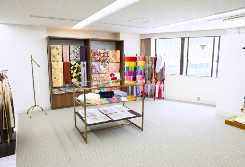 京都さがの館神戸三宮店の内装