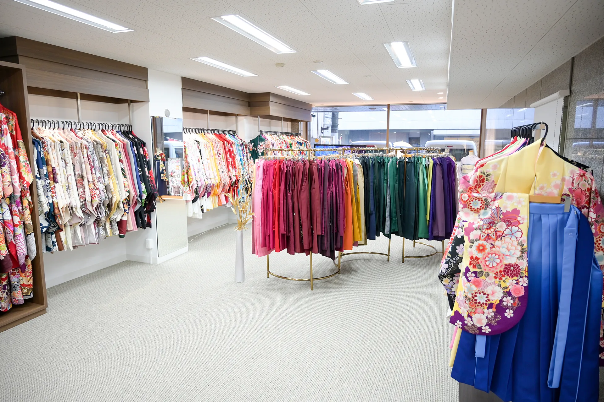 京都さがの館京都四条本店