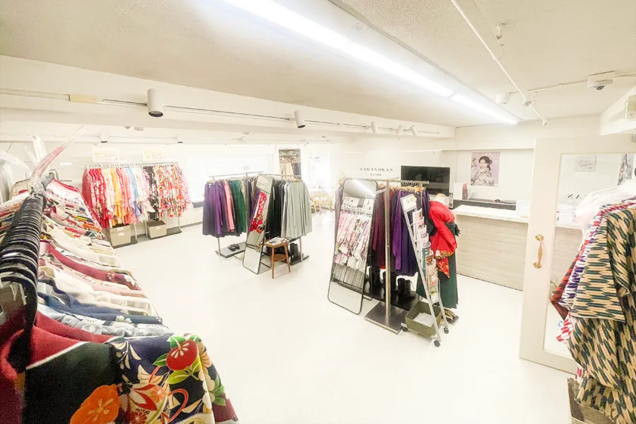 卒業式袴レンタル京都さがの館大阪梅田店