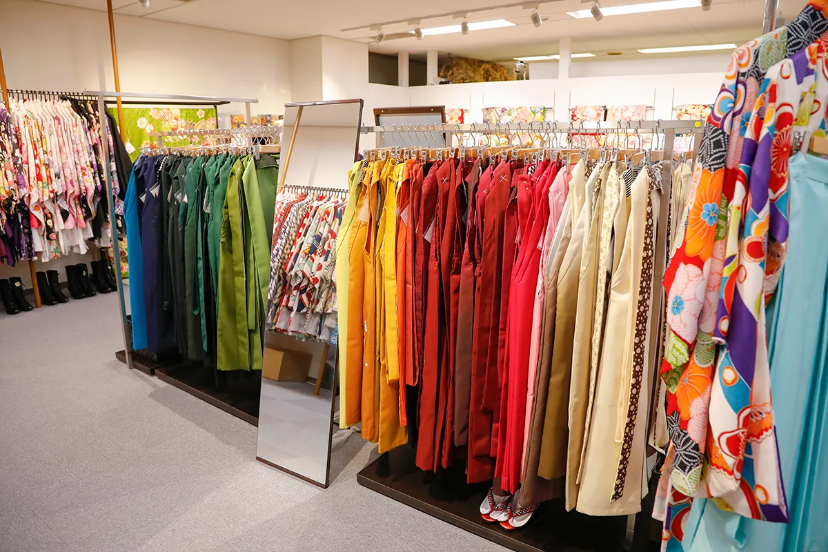 京都さがの館 横浜店 店内画像
