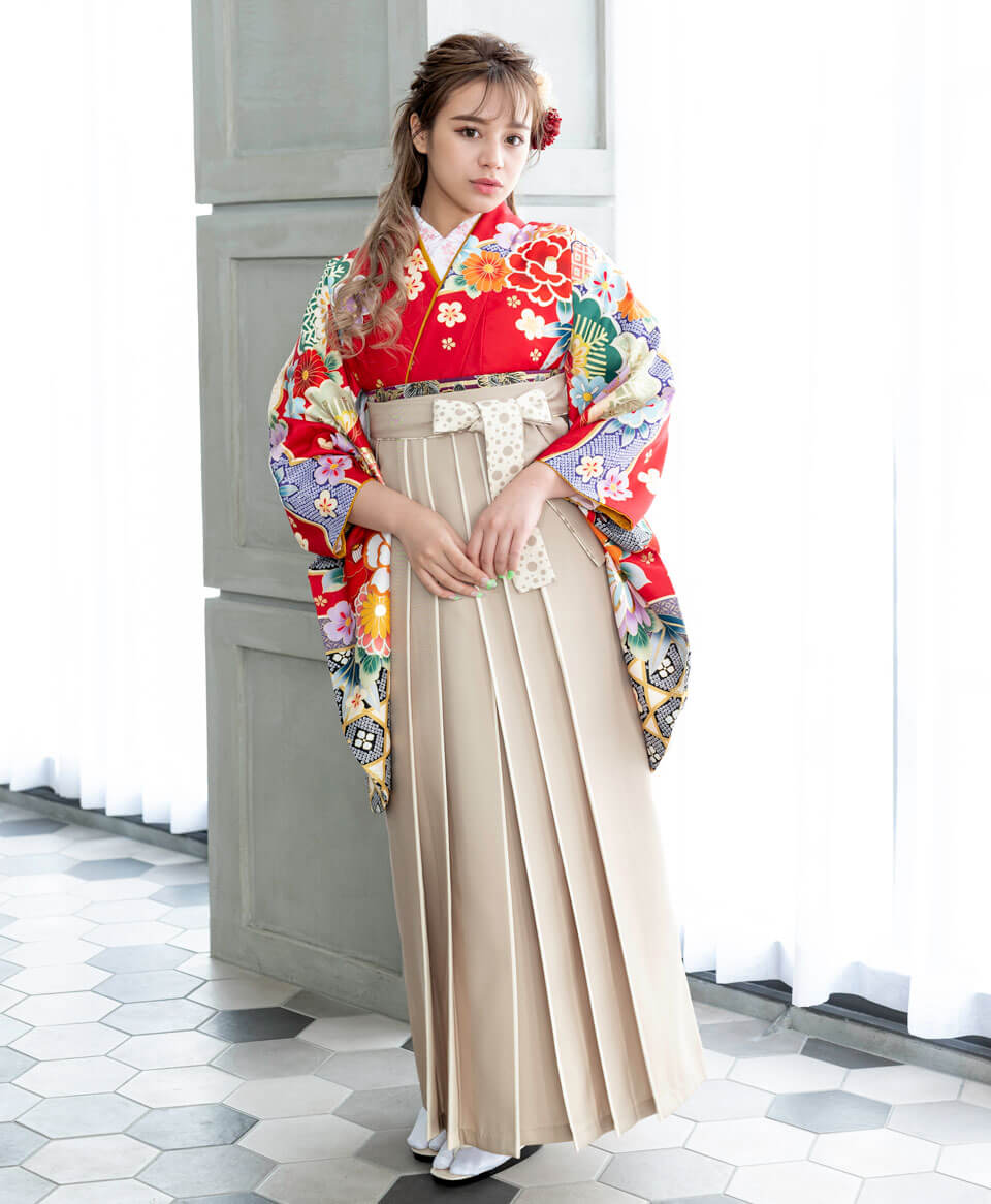 marin☆　袴✖️4着　着物✖️1着 MaMinette】着物-495 袴-345(No.2914) /山陽百貨店 貸衣装
