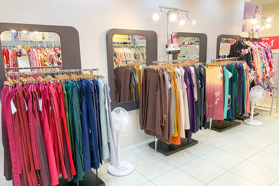 卒業式袴レンタル京都さがの館関大凛風館店