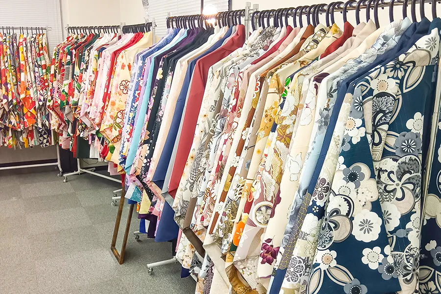 卒業式袴レンタル京都さがの館町田店