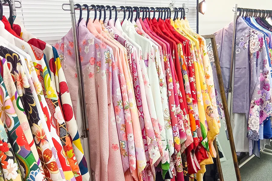 卒業式袴レンタル京都さがの館町田店