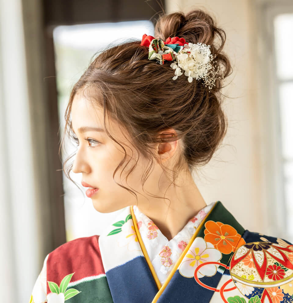 お団子の袴ヘアスタイル