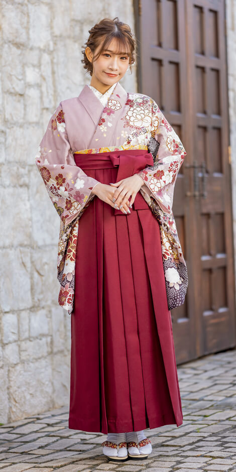 京都さがの館でレンタルできる卒業式の袴