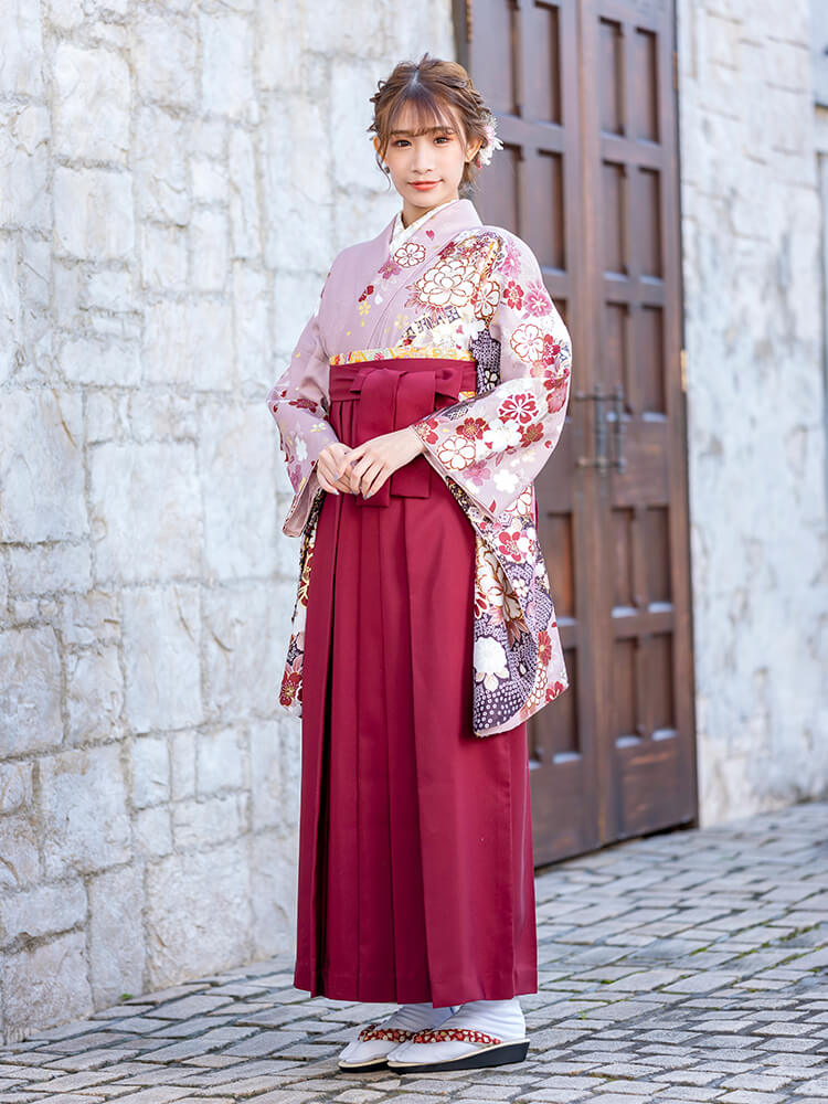 京都さがの館でレンタルできる新作卒業式袴
