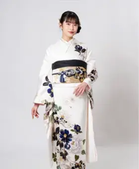 55 お色直し 振袖 美品 クール系モード 青/黒 牡丹柄 目立つ 派手 豪華 カッコいい振袖ネット