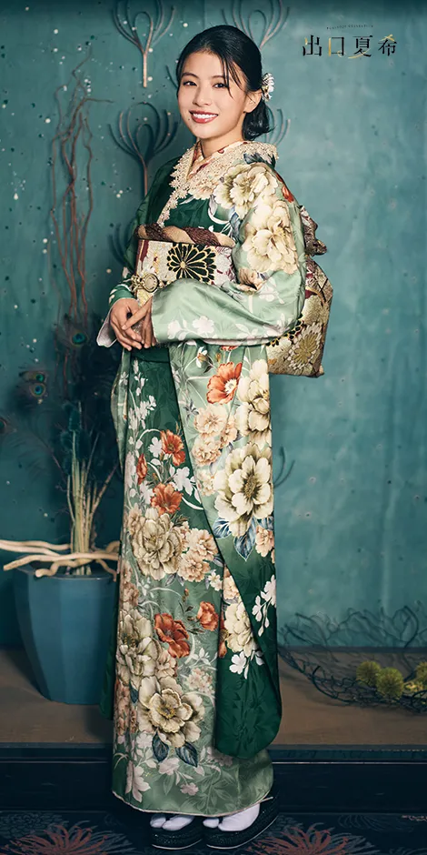 深緑地淡牡丹に橙華［FR5044］