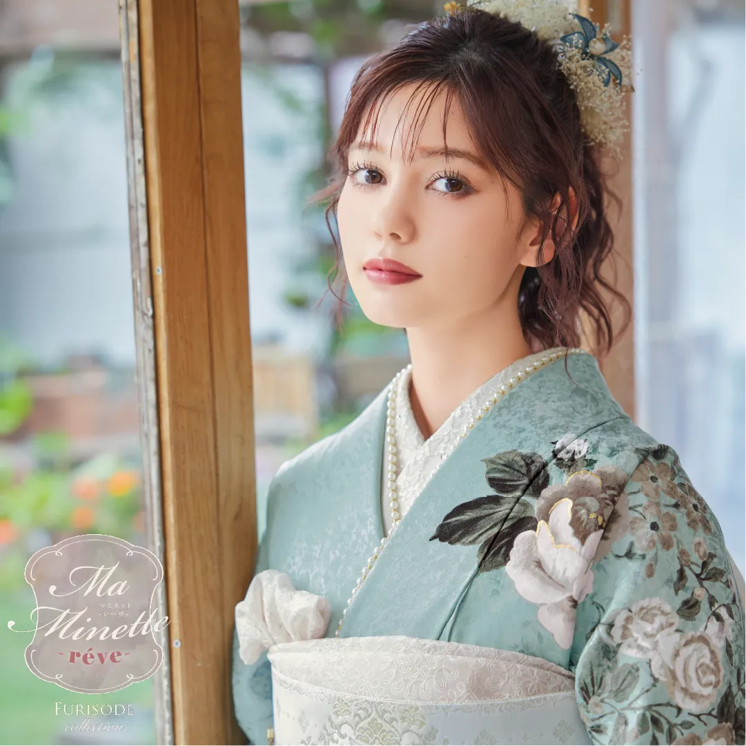 成人式に振袖レンタル・購入できる人気モデル・女優の村上愛花さん着用の振袖