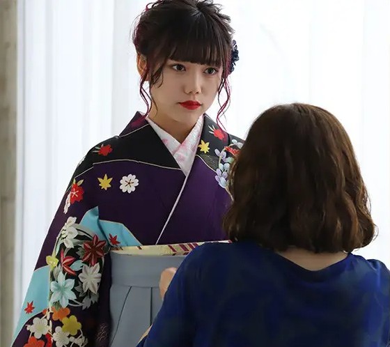 京都さがの館の袴着付け